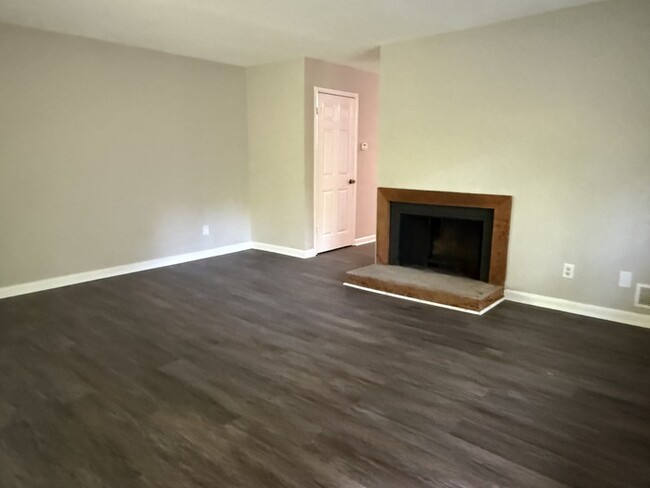 25 Quail Run in Decatur, GA - Building Photo - Building Photo