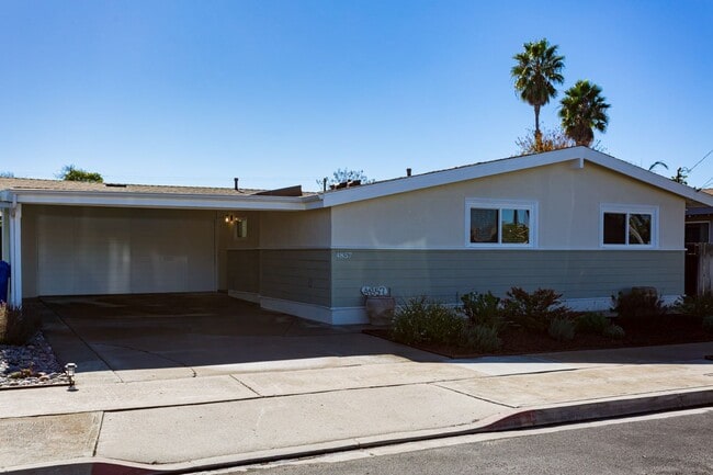 4857 Mt Ararat Dr in San Diego, CA - Building Photo - Building Photo
