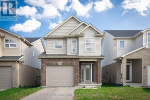 1733 O'Hanlan Cross in London, ON - Building Photo