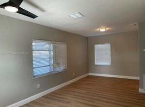 14941 Tyler St in Miami, FL - Building Photo - Building Photo