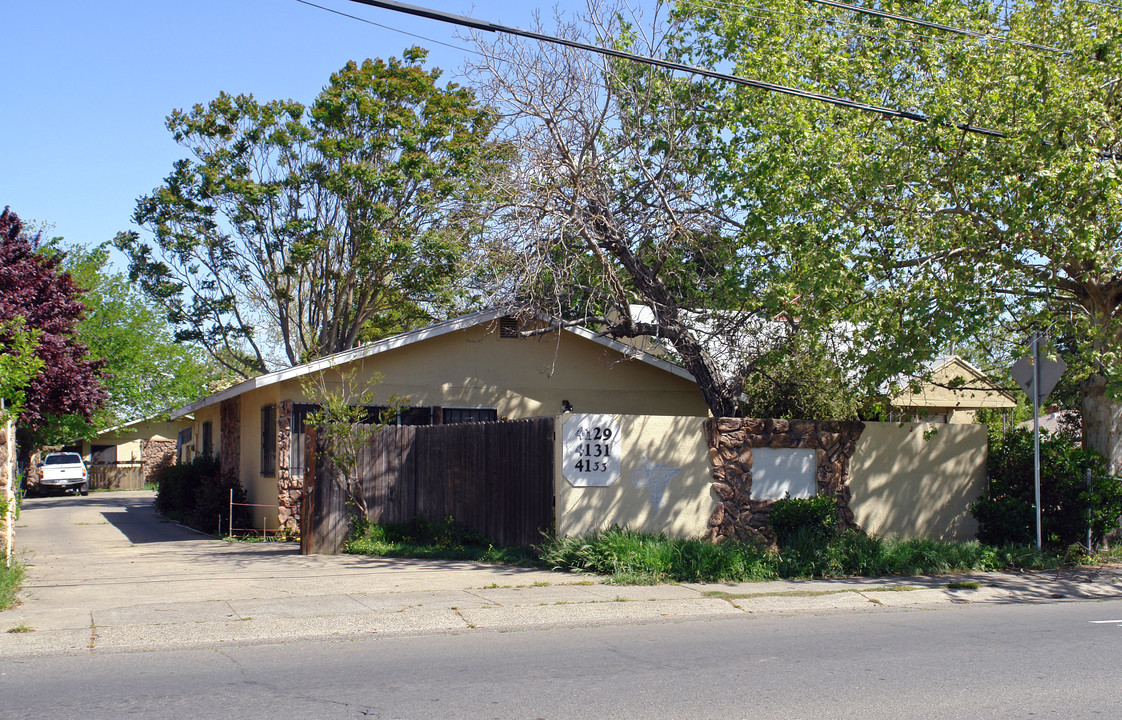 4129-4133 14th Ave in Sacramento, CA - Building Photo