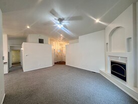 624 W Helen Ave in Hayden, ID - Building Photo