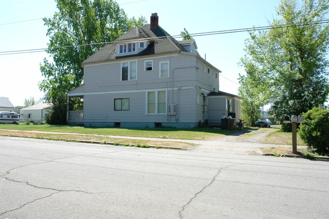 1325 N Jefferson St in Spokane, WA - Building Photo - Building Photo