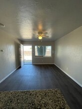 1137 Jones Ave in Fresno, CA - Building Photo - Building Photo