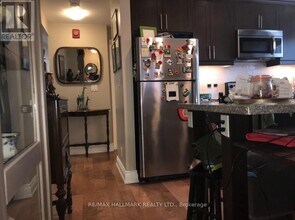 547 Kingston Rd in Toronto, ON - Building Photo - Building Photo