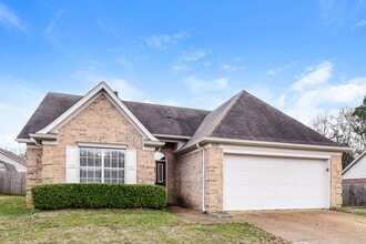 10909 Lexington Dr in Olive Branch, MS - Building Photo - Building Photo