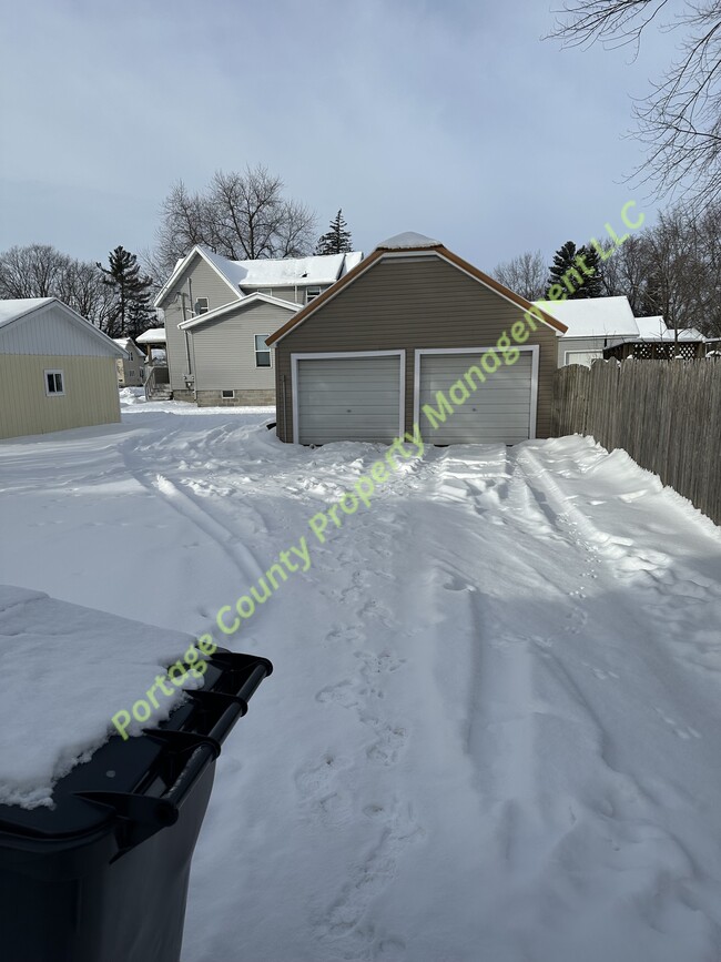 310 S Palmetto Ave in Marshfield, WI - Foto de edificio - Building Photo