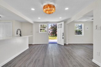 509 Maine Ave in Panama City, FL - Foto de edificio - Building Photo