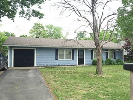 1824 Miller Dr in Lawrence, KS - Building Photo