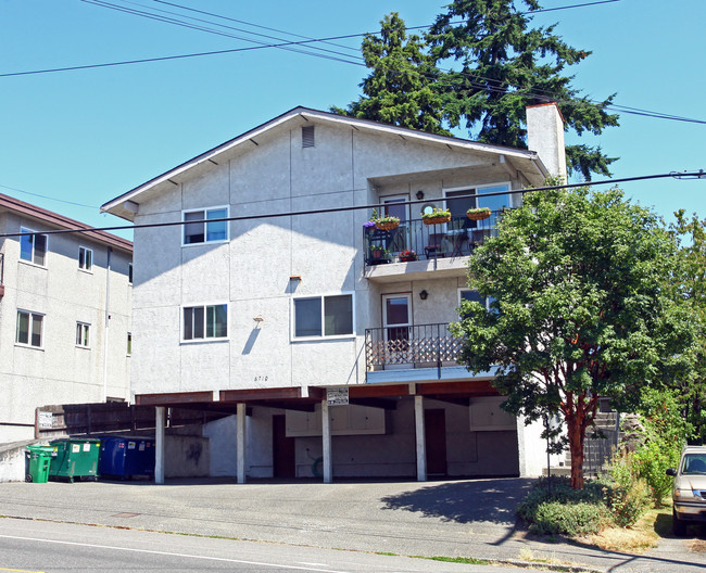 6710 24th Ave NW in Seattle, WA - Building Photo - Building Photo