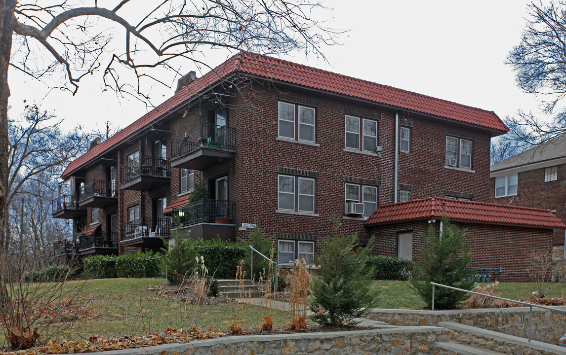 Tower Grove South in Kansas City, MO - Building Photo