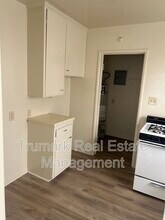 1451 E Broadway in Glendale, CA - Building Photo - Building Photo