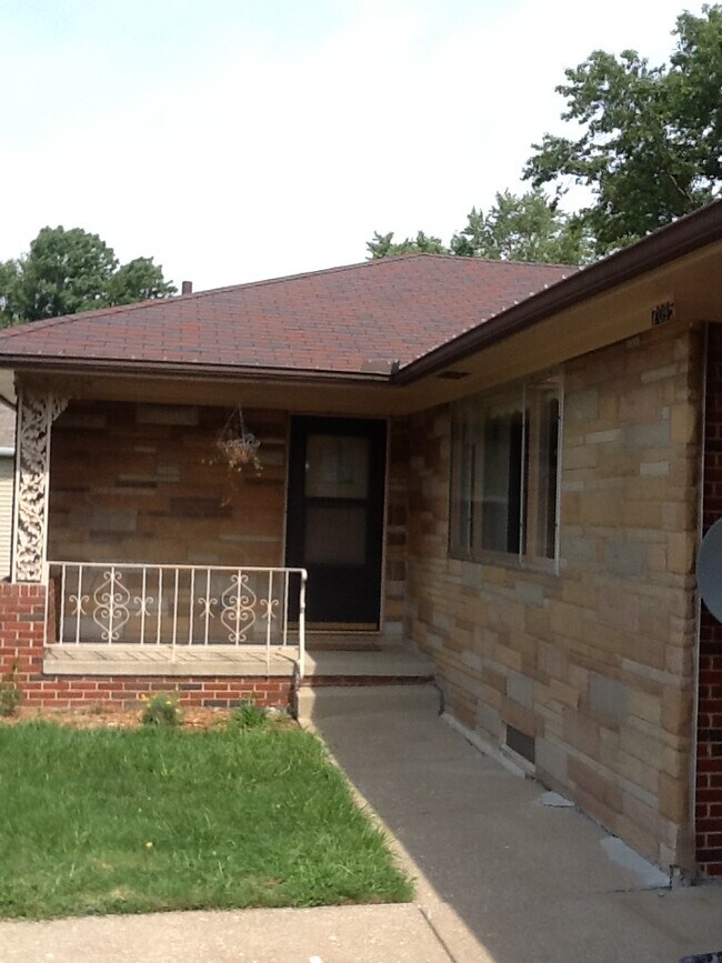 7095 Seven Hills Blvd Rentals in Seven Hills, OH