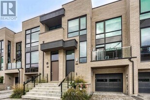 44 Pony Farm Dr in Toronto, ON - Building Photo