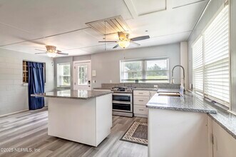 5557 Co Rd 352 in Keystone Heights, FL - Building Photo - Building Photo