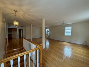 69 School St in Somerville, MA - Building Photo - Building Photo