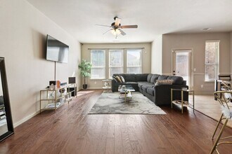 875 Merino Drive in Allen, TX - Foto de edificio - Building Photo