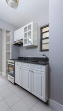 346 E 18th St in New York, NY - Building Photo - Building Photo