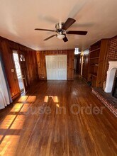 436 Rowland Rd. in Swannanoa, NC - Building Photo - Building Photo