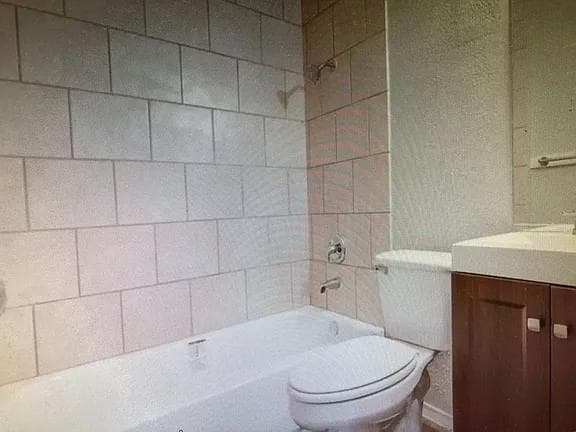 property at 2203 Tabor Ct