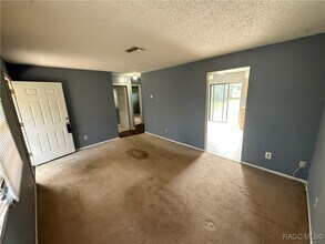 7630 W Homosassa Trail in Homosassa, FL - Building Photo - Building Photo