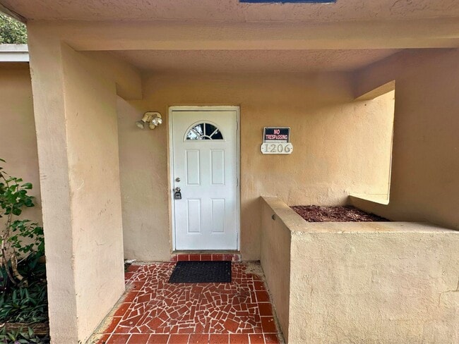 property at 1206 NW 17th Ave