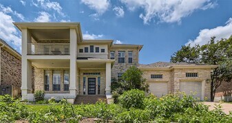 9322 Simmons Rd in Austin, TX - Building Photo