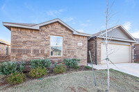 10504 SW 38th St in Mustang, OK - Foto de edificio - Building Photo