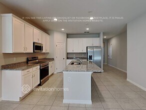 5656 Timber Mdw Wy in St. Cloud, FL - Foto de edificio - Building Photo