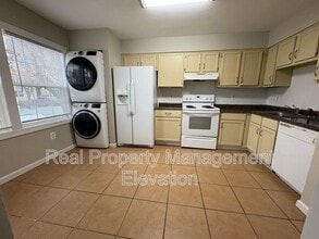 213 Kimberly Way in Winchester, VA - Building Photo - Building Photo