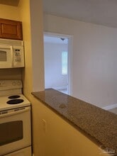 204 Holmes Dr in Pensacola, FL - Building Photo - Building Photo