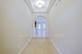 17624 Bridgefarmer Blvd in Pflugerville, TX - Building Photo - Building Photo