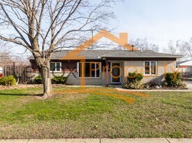 34030 Hunter Ave in Westland, MI - Building Photo