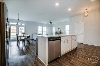 11 Pomona Cir in Savannah, GA - Building Photo - Building Photo
