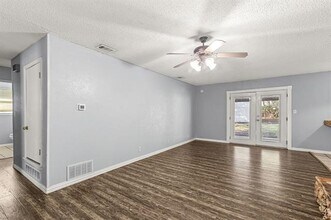 524 Patterson Dr in Mansfield, TX - Building Photo - Building Photo