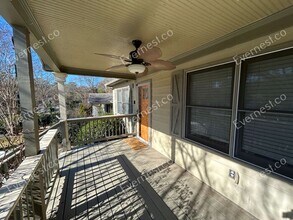 243 Maple St in Atlanta, GA - Building Photo - Building Photo