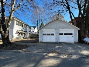 109 Schubert St in Binghamton, NY - Building Photo - Building Photo