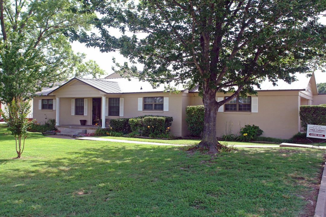 Three Corners Apartments in Fort Smith, AR - Foto de edificio