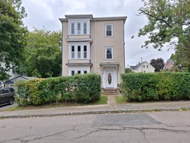 64 Ford St, Unit Apt. #3 in Brockton, MA - Building Photo