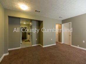 169 Holderness St Sw in Atlanta, GA - Building Photo - Interior Photo