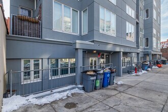 DeKalb Lofts in Brooklyn, NY - Building Photo - Building Photo