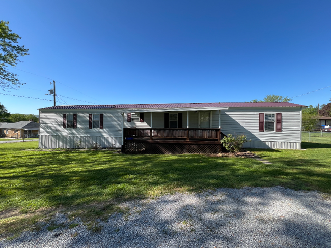 17 Jones Cir in Fletcher, NC - Building Photo - Building Photo