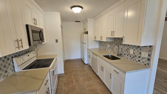 property at 5797 Doris Ct