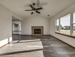 8707 N 124th E Ave in Owasso, OK - Building Photo - Building Photo