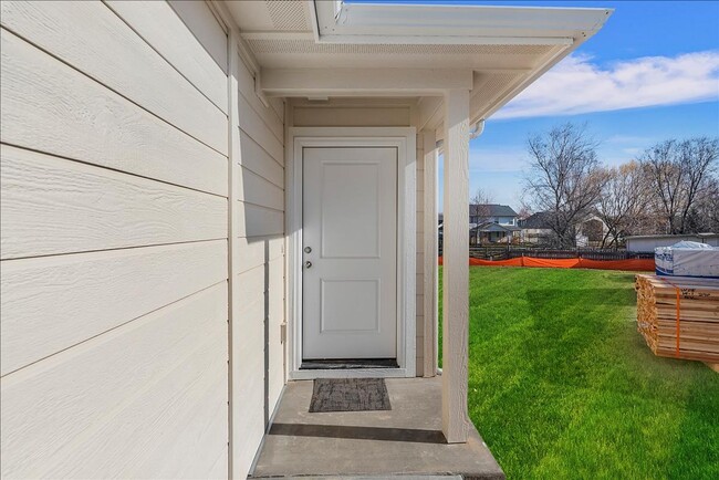 74 S Drifter Loop in Nampa, ID - Building Photo - Building Photo