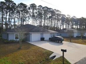 155 Ullian Trail in Palm Coast, FL - Building Photo - Building Photo