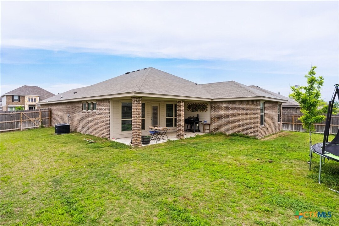 907 Mclaury Cove in Killeen, TX - Building Photo