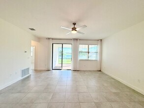 7408 Wing Span Wy in St. Cloud, FL - Building Photo - Building Photo