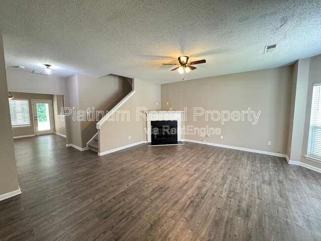 4885 Robinson Square Dr in Acworth, GA - Building Photo - Building Photo
