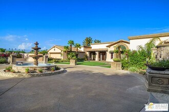 32 Clancy Lane Estates in Rancho Mirage, CA - Foto de edificio - Building Photo